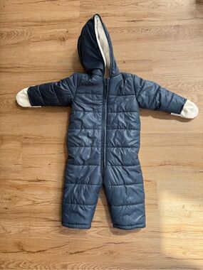 Old Navy Cream Fleece-Lined Infant Hooded Bunting